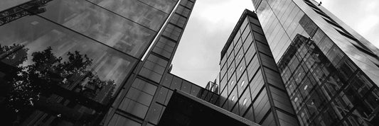 Protección integral con guardias uniformados para tu edificio corporativo en Huechuraba