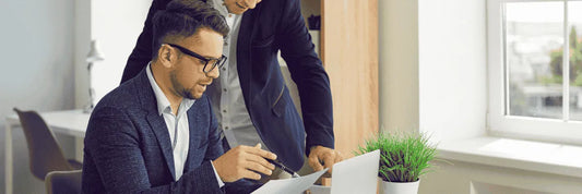 ¿Qué tareas administrativas también cumplen los guardias de seguridad?