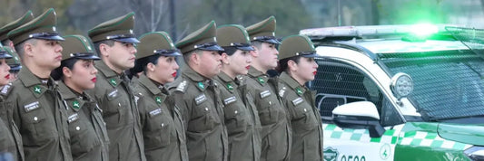 carabineros en fila 