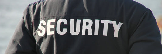 Guardia dormido en turno nocturno: riesgos y soluciones