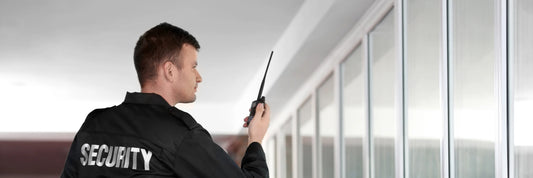 ¿Puede un guardia negarse a intervenir en una agresión?